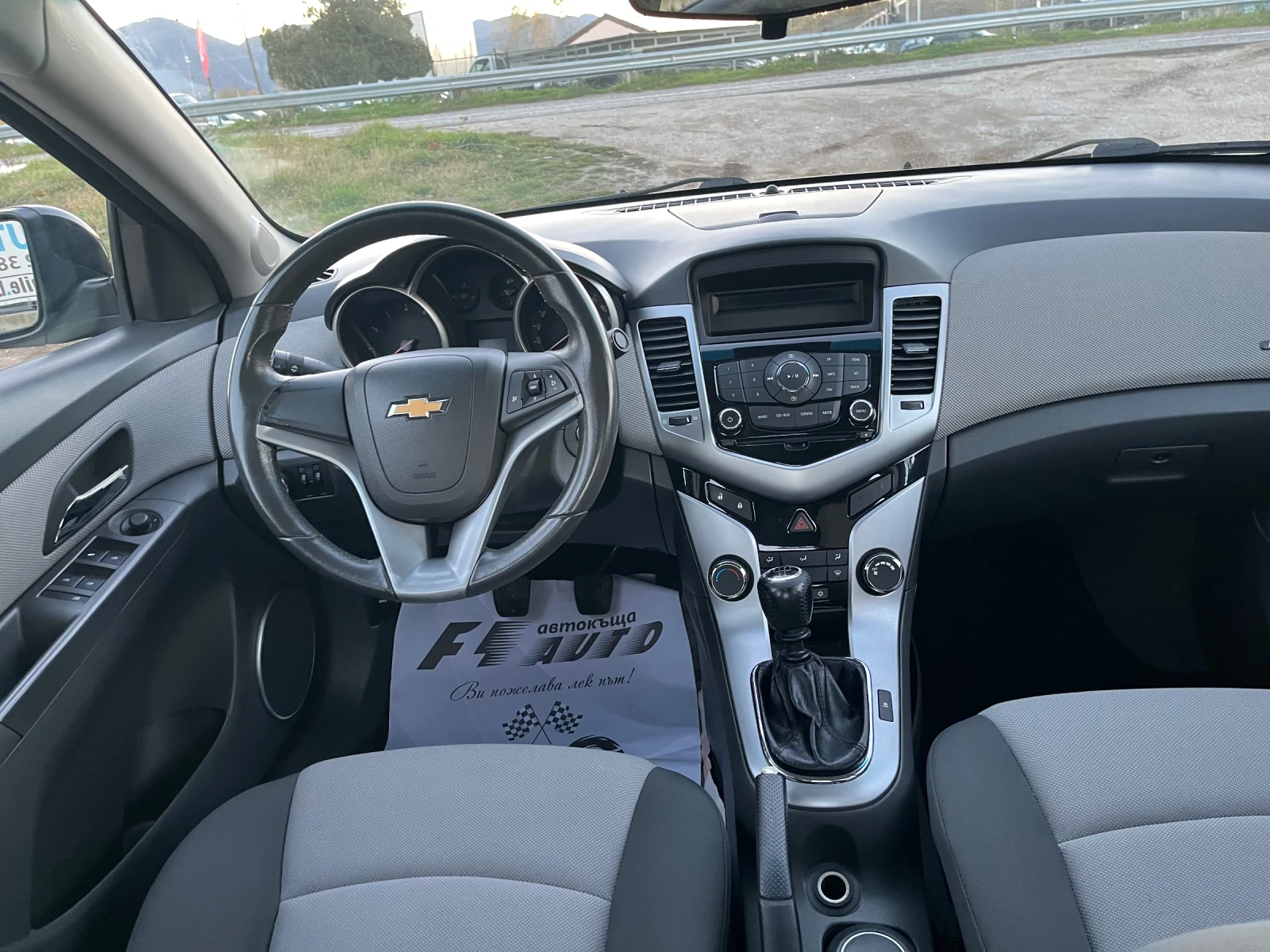 Chevrolet Cruze 1.6i-113-ITALIA - изображение 8