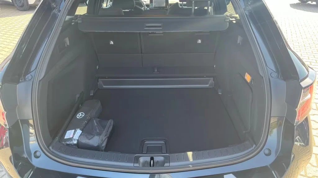 Toyota Corolla 2.0HEV/184HP/TOURING/TEAM-D/CAM/LED/KLESS/623g | Mobile.bg � ����������� 13