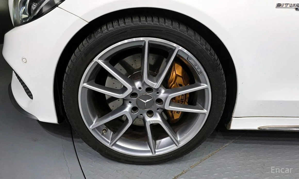 Mercedes-Benz C 43 AMG  - изображение 5