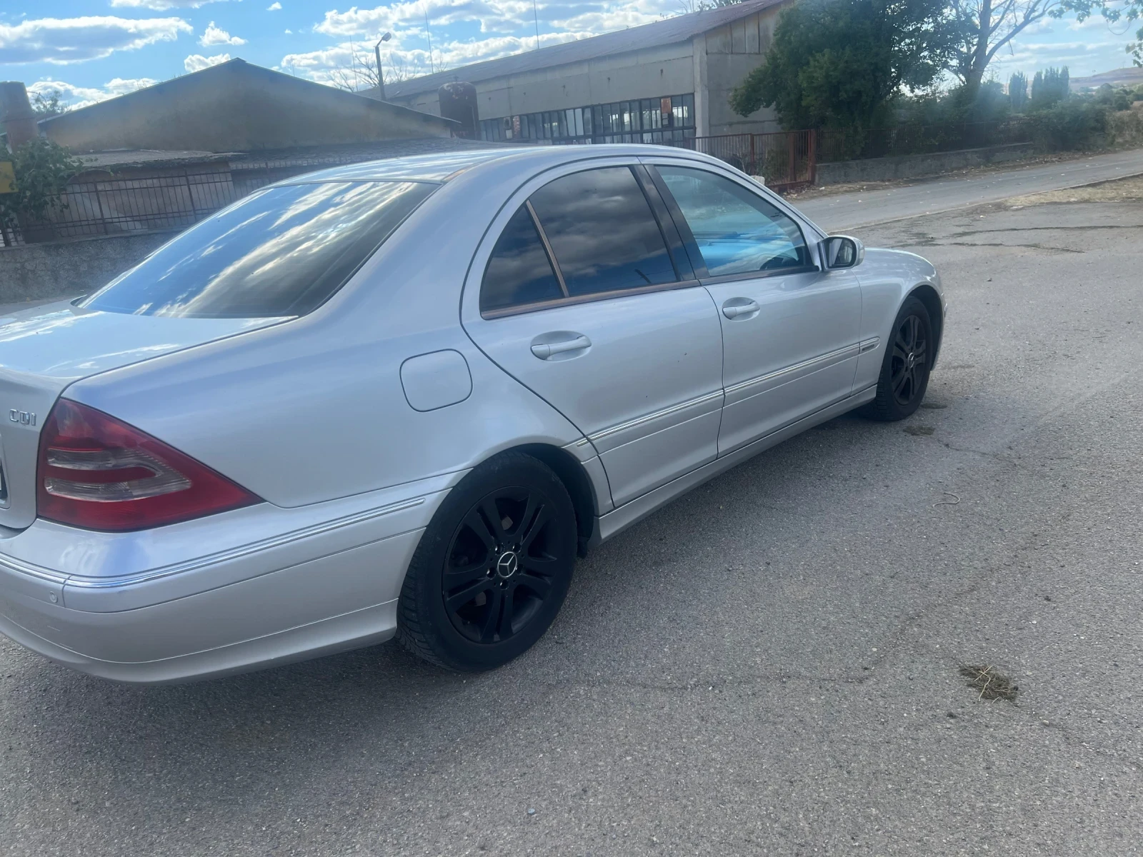 Mercedes-Benz C 220  - изображение 3