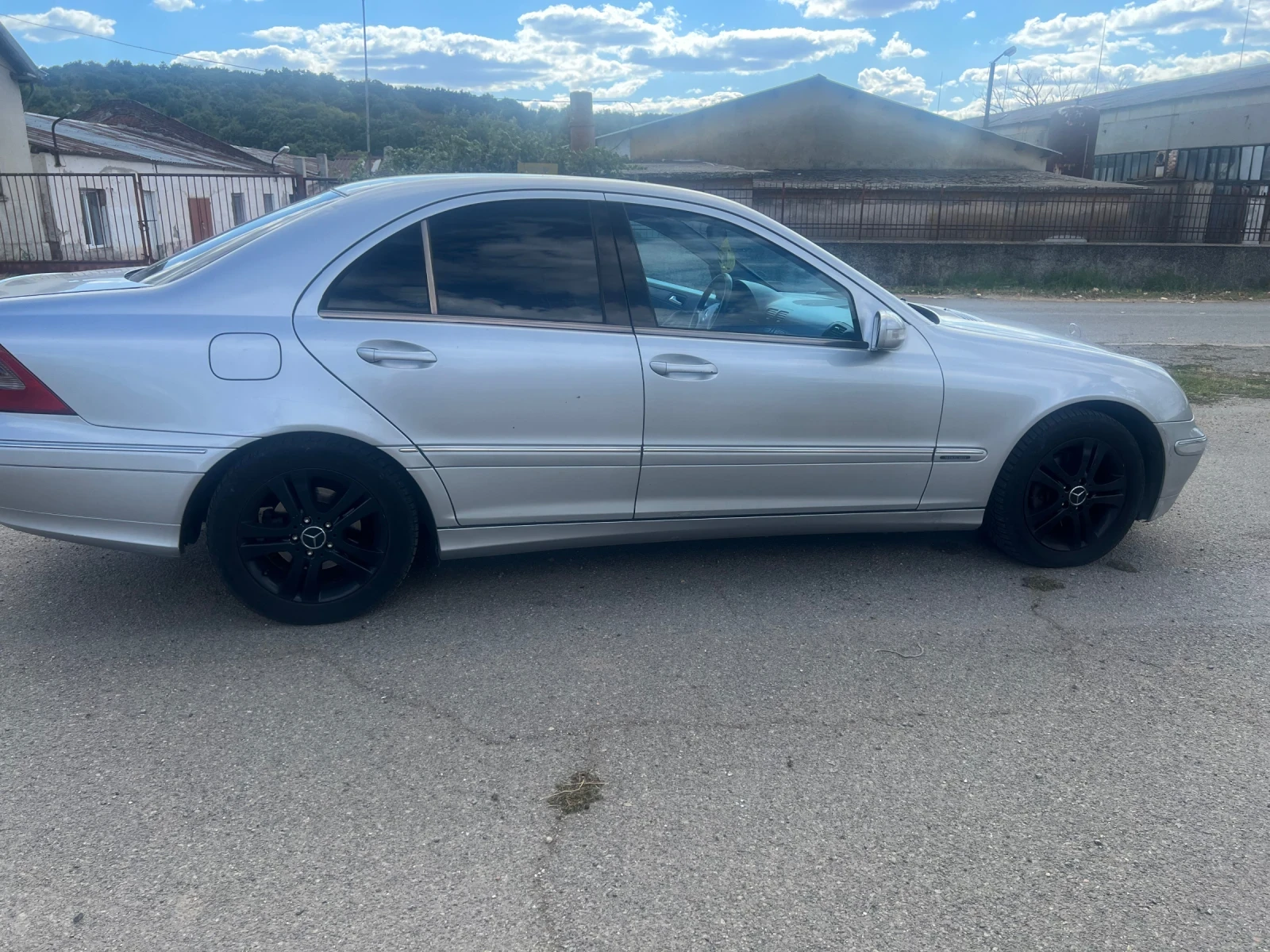 Mercedes-Benz C 220  - изображение 4