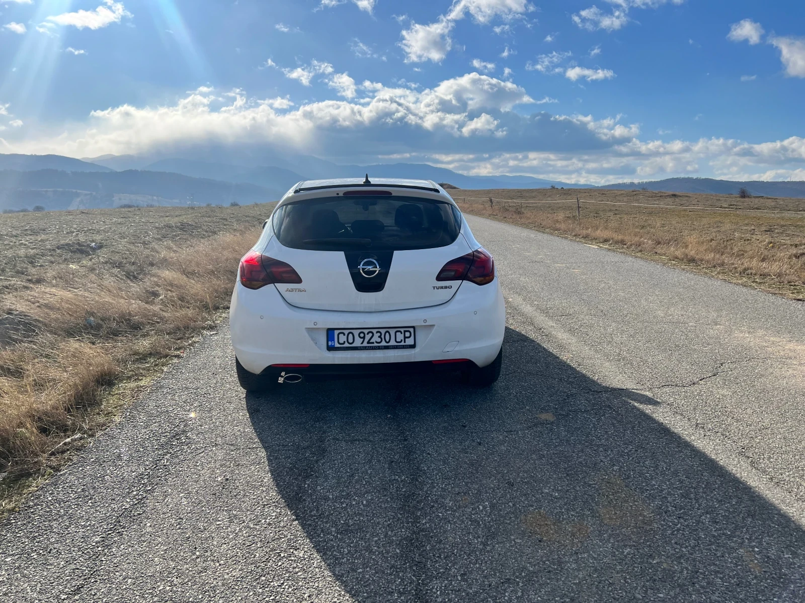 Opel Astra J - изображение 4