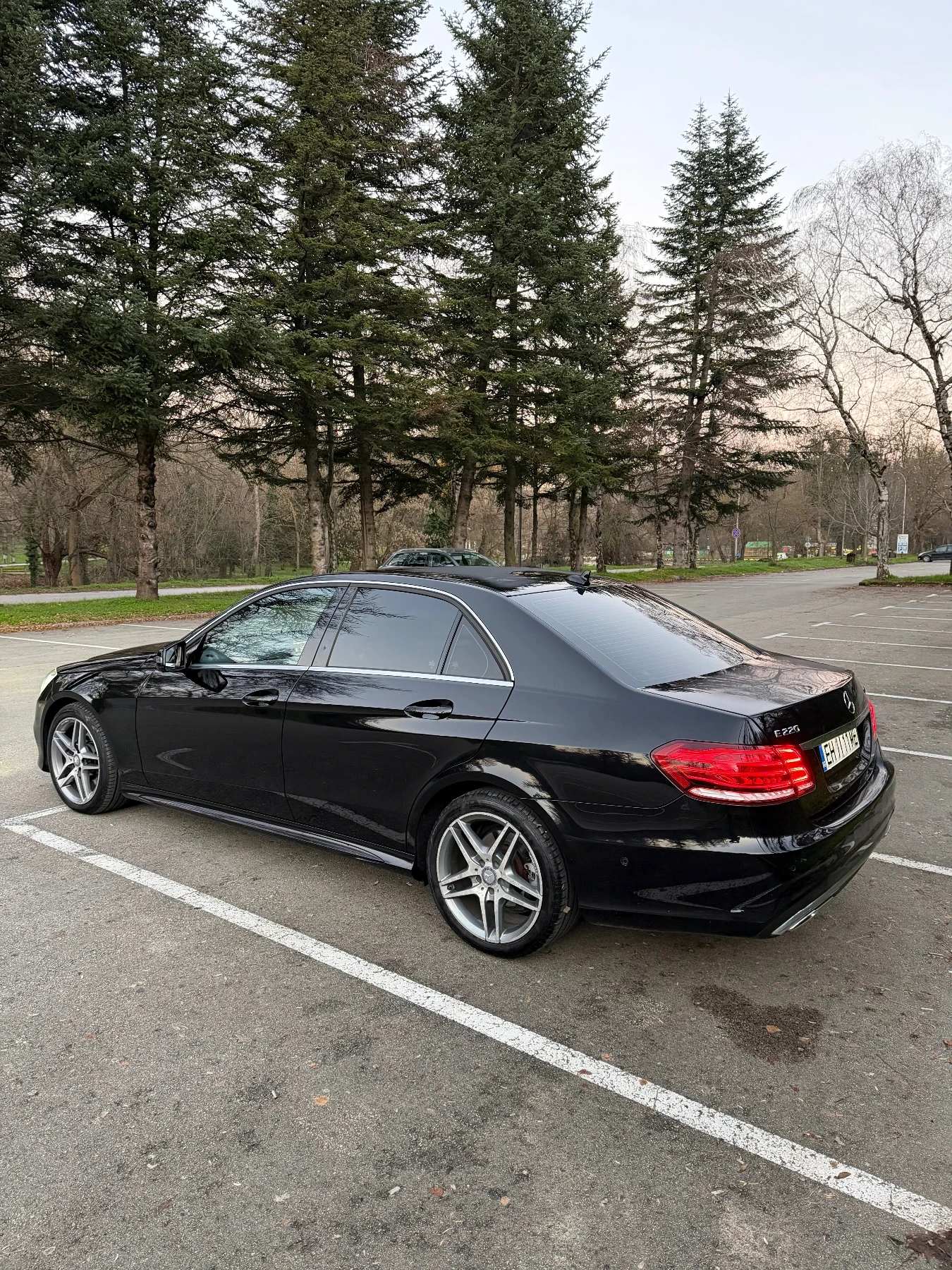 Mercedes-Benz E 220 AMG Line, Sport  - изображение 5