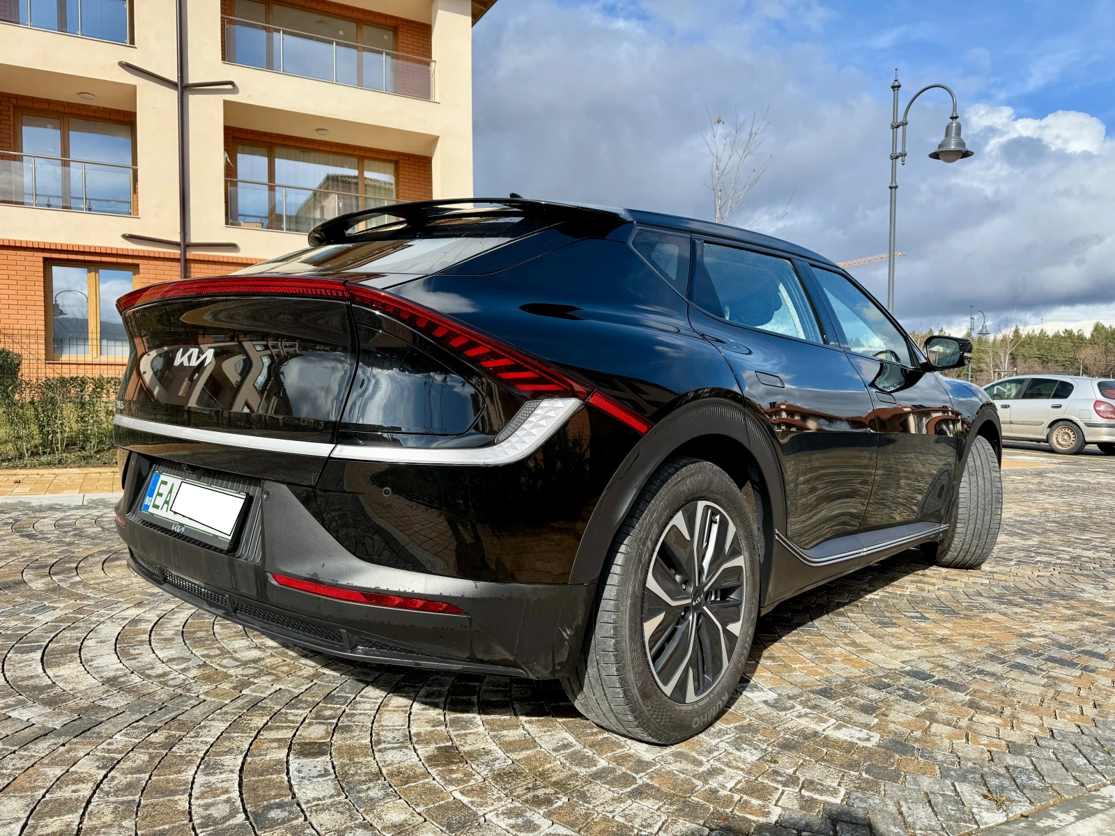 Kia EV6 77kWh RWD - изображение 4