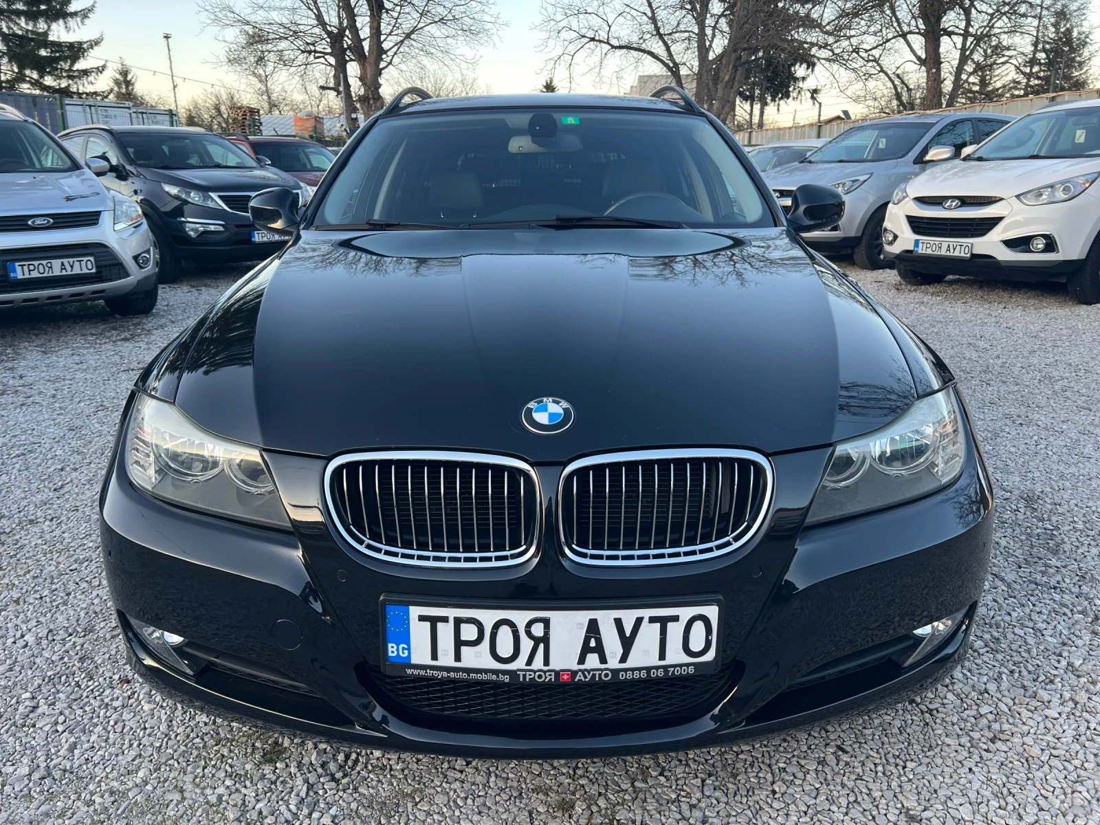BMW 325 i facelift* xDrive* АВТОМАТИК* КОЖА* ГОЛЯМА НАВИ* , снимка 3 - Автомобили и джипове - 53801571