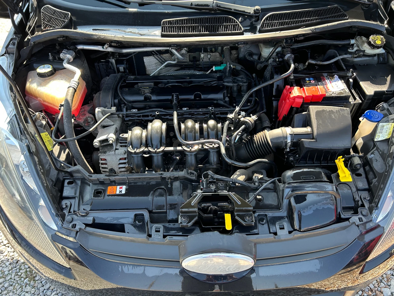 Ford Fiesta 1.2-82к, снимка 11 - Автомобили и джипове - 53856431