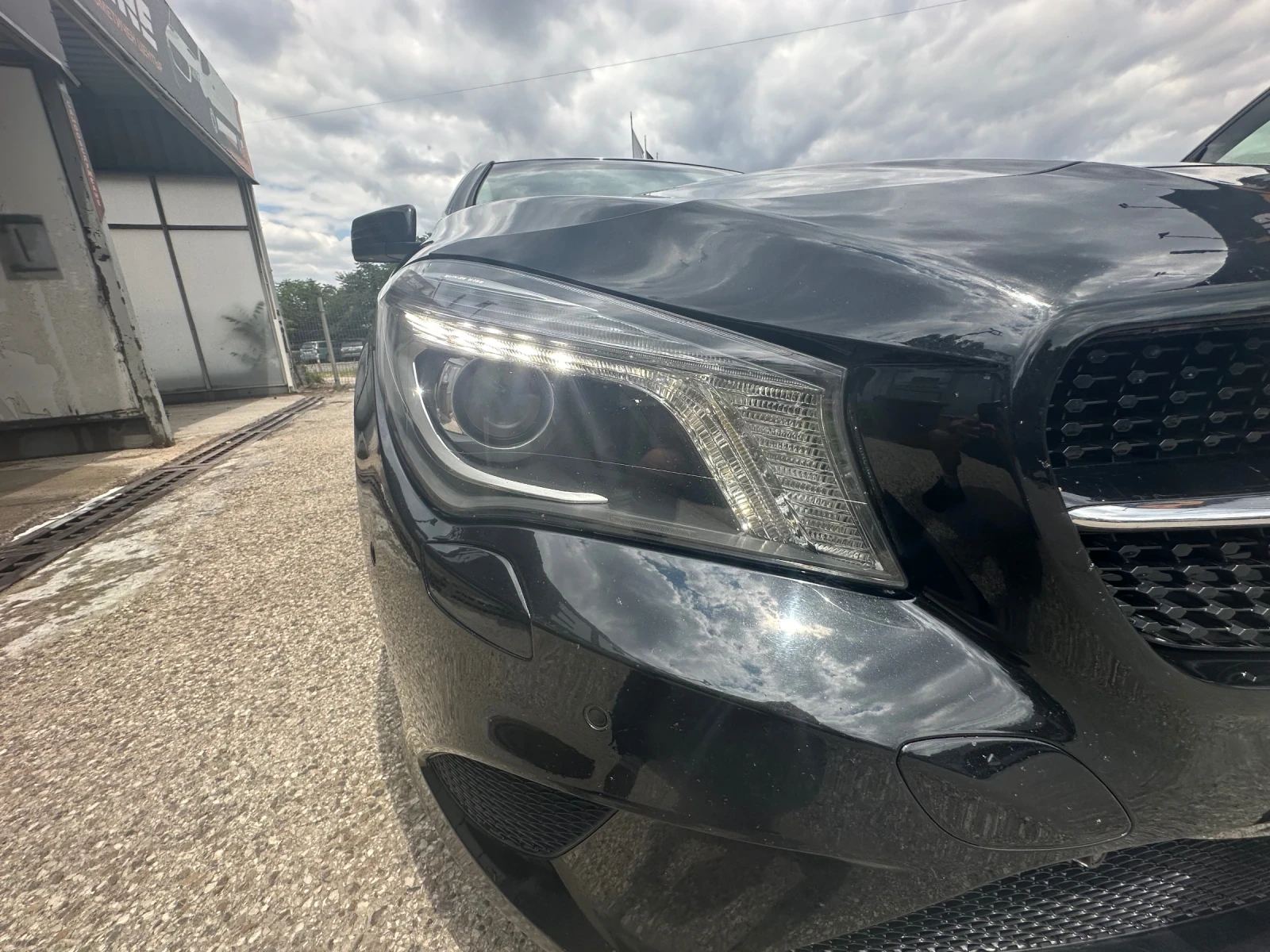 Mercedes-Benz CLA 220, снимка 13 - Автомобили и джипове - 55829167