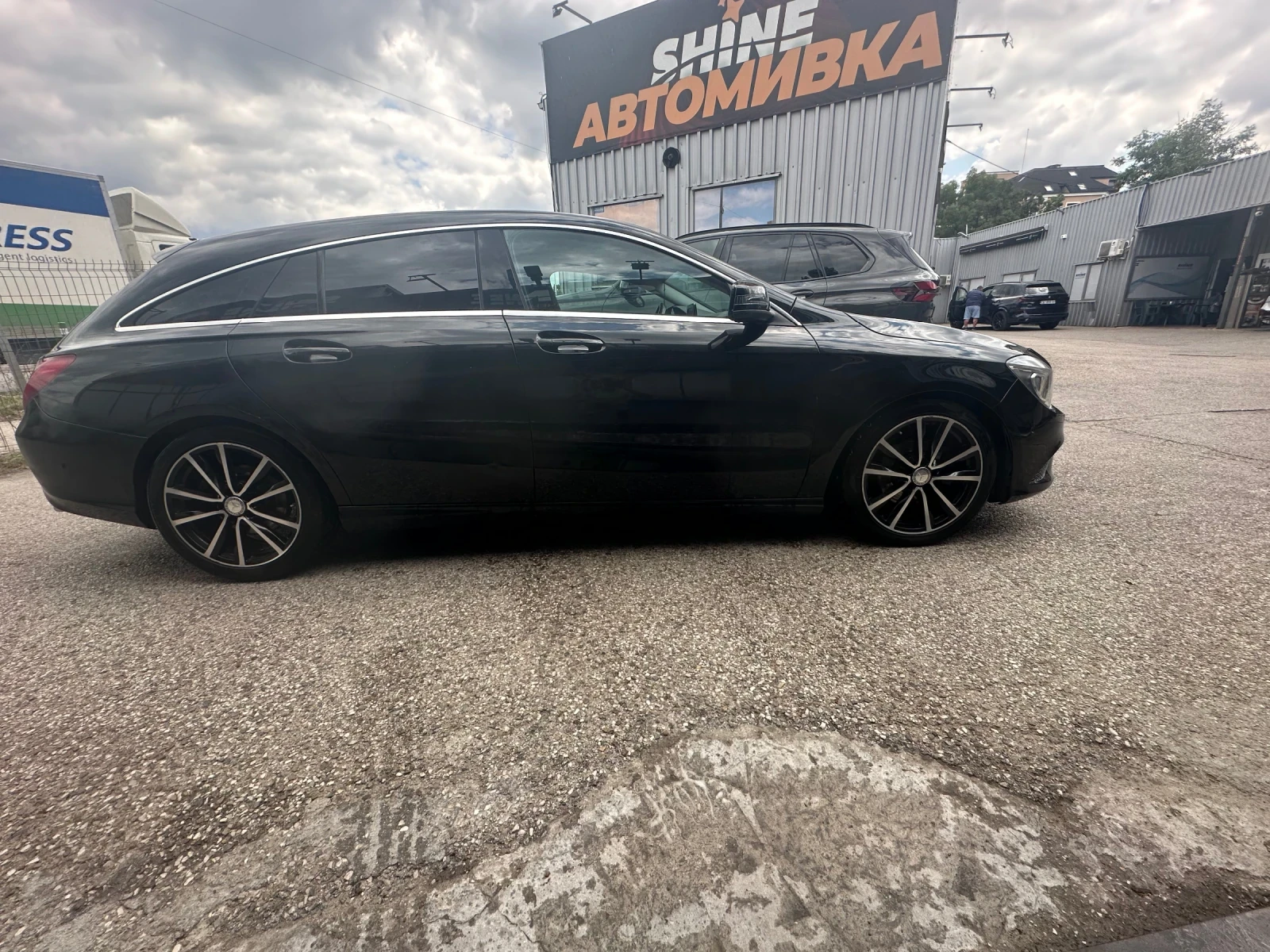 Mercedes-Benz CLA 220, снимка 7 - Автомобили и джипове - 55829167