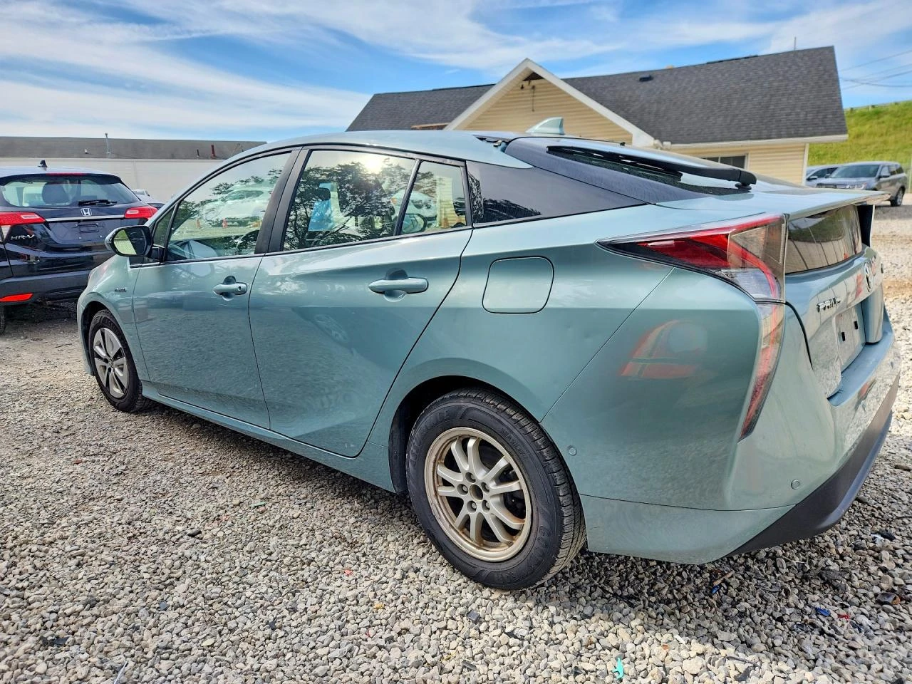 Toyota Prius 1.8l Four, снимка 2 - Автомобили и джипове - 56145214