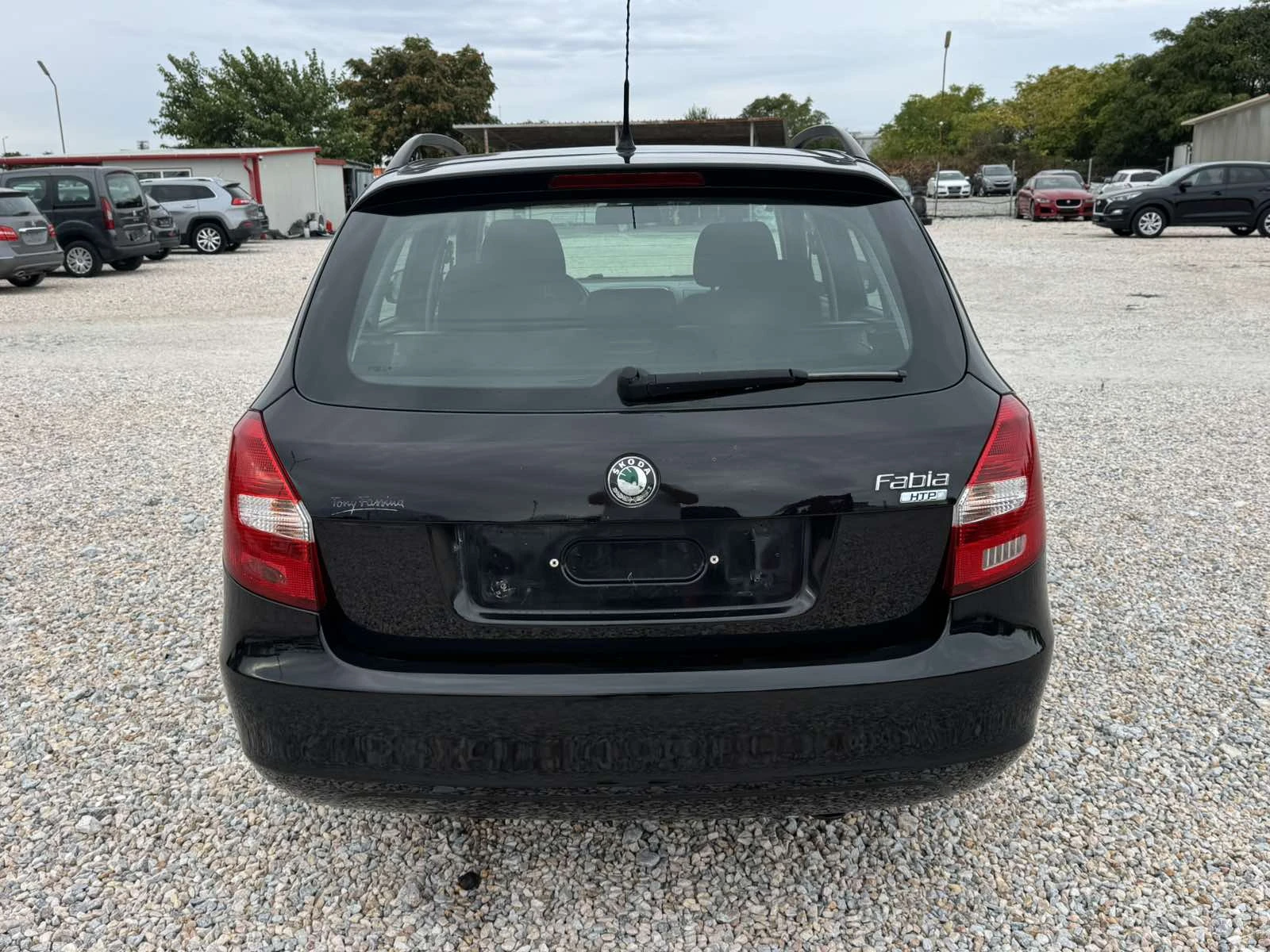 Skoda Fabia 1.2i, снимка 5 - Автомобили и джипове - 56225827