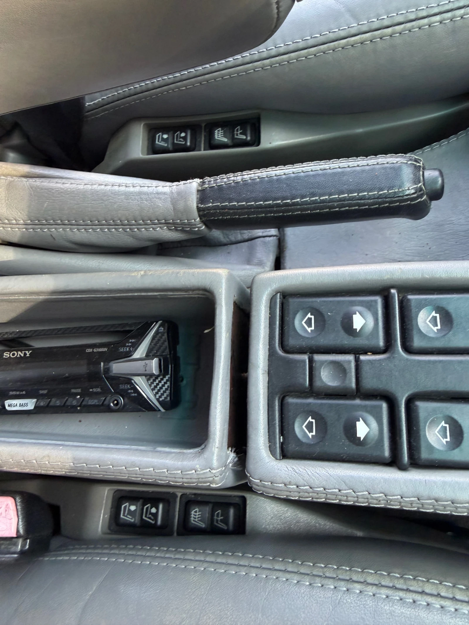 BMW 750 V12, снимка 10 - Автомобили и джипове - 56448600
