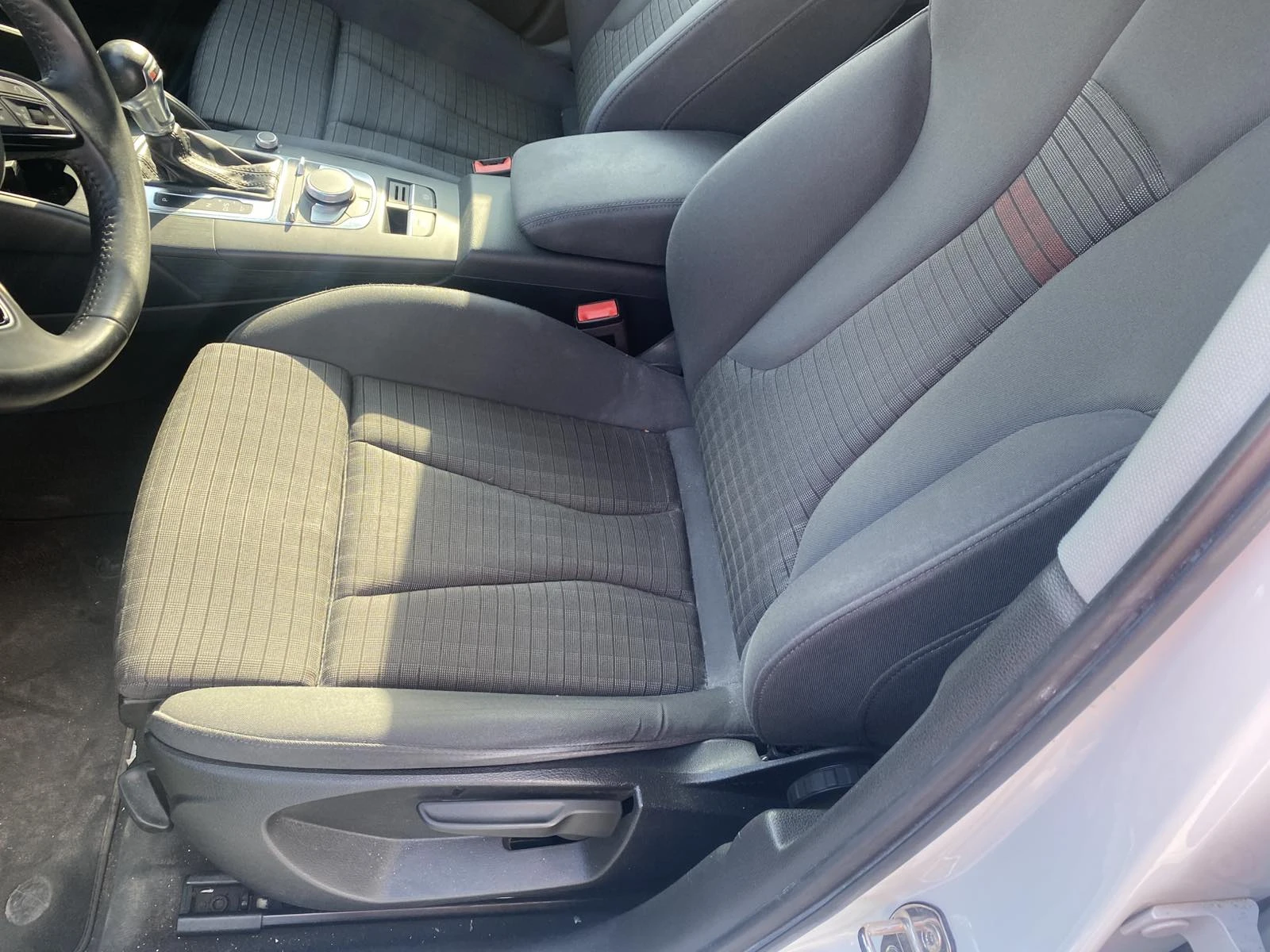 Audi A3 2.0TDI S-Line, снимка 9 - Автомобили и джипове - 56533129