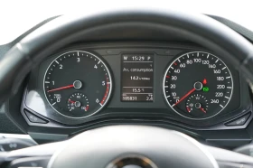 VW Amarok 3.0TDI* V6* 4M* CAMERA* CARPLAY* , снимка 12 - Автомобили и джипове - 53685048