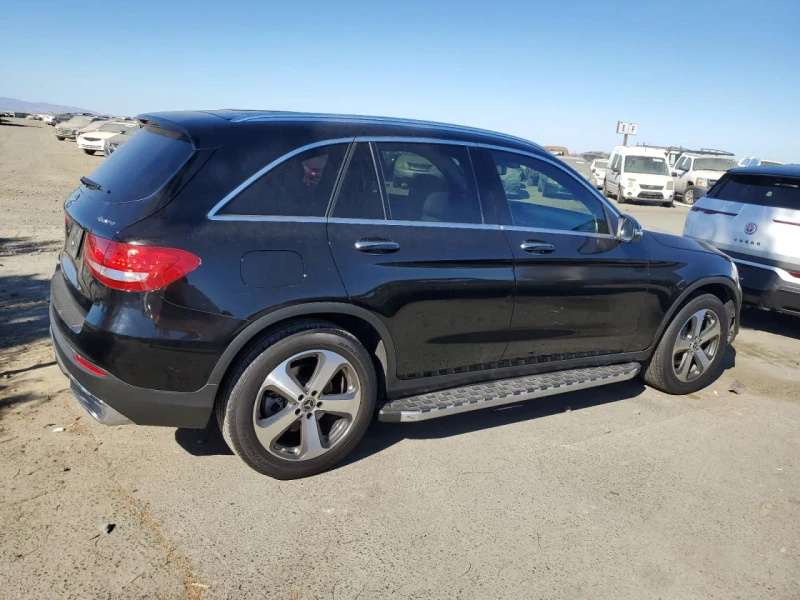 Mercedes-Benz GLC 300 4MATIC, снимка 3 - Автомобили и джипове - 47799496