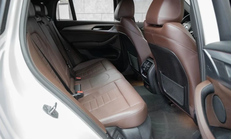 BMW X4 30d xDrive M-Sport, снимка 9 - Автомобили и джипове - 52810342