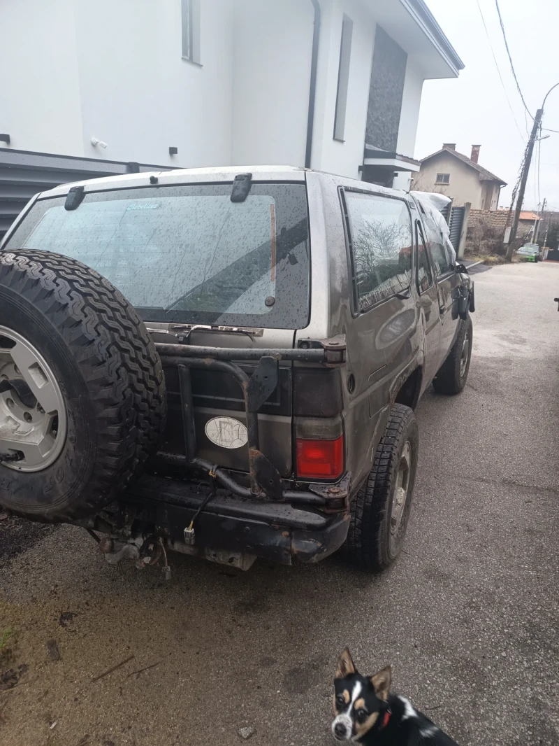 Nissan Terrano, снимка 8 - Автомобили и джипове - 53447503