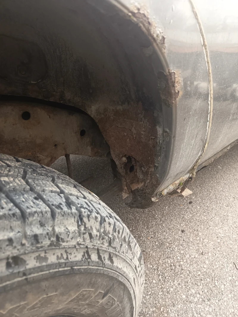 Nissan Terrano, снимка 6 - Автомобили и джипове - 53447503