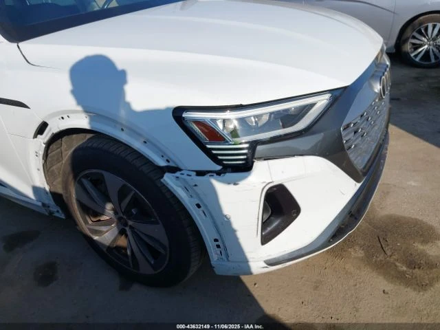 Audi Q8 E-TRON PREMIUM PLUS QUATTRO, снимка 5 - Автомобили и джипове - 53600264