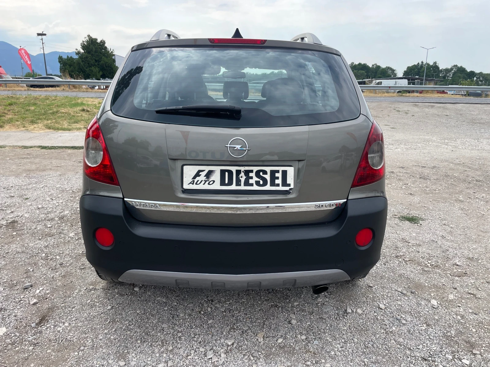 Opel Antara 2.0CDTI-150-4x4-ITALIA - изображение 10