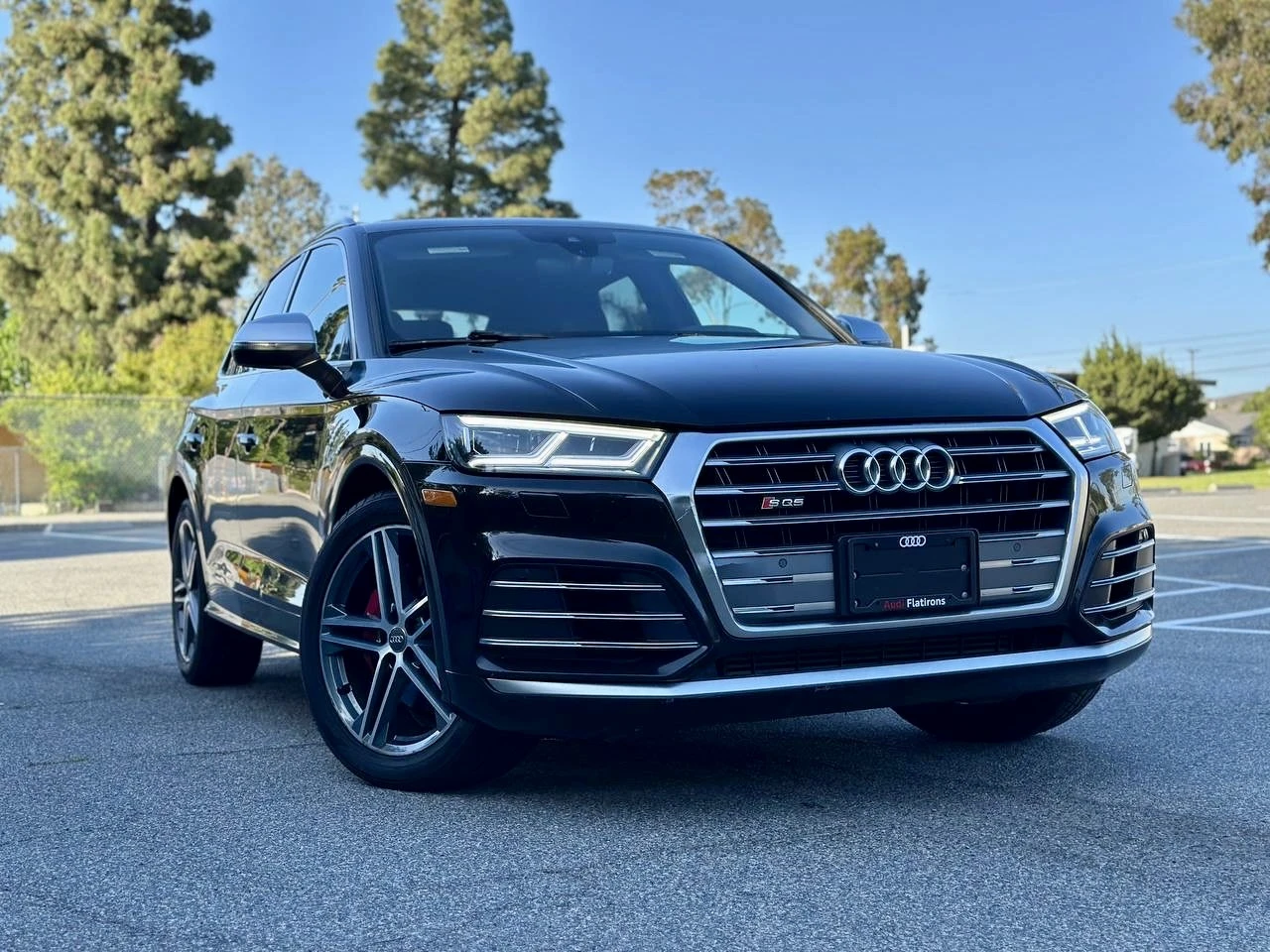 Audi SQ5 DIGITAL* NAPPA* B&O* KEYLESS* CARBON* MATRIX* PANO - изображение 3