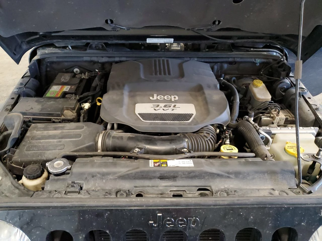 Jeep Wrangler UNLIMITED SAHARA *  | Mobile.bg   12