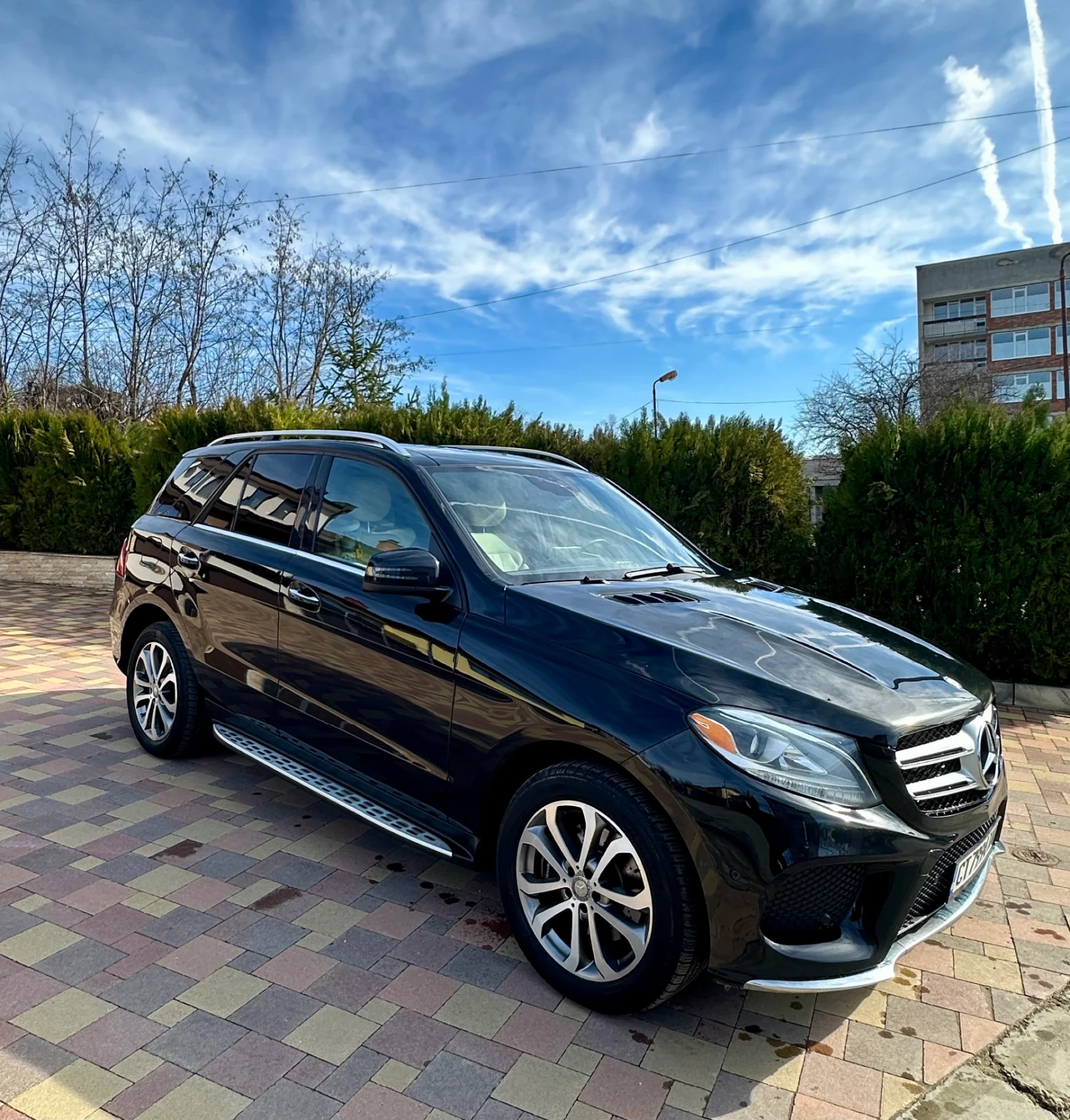 Mercedes-Benz GLE 350  AMG/Panorama/9G/360/Keyless Go - изображение 3