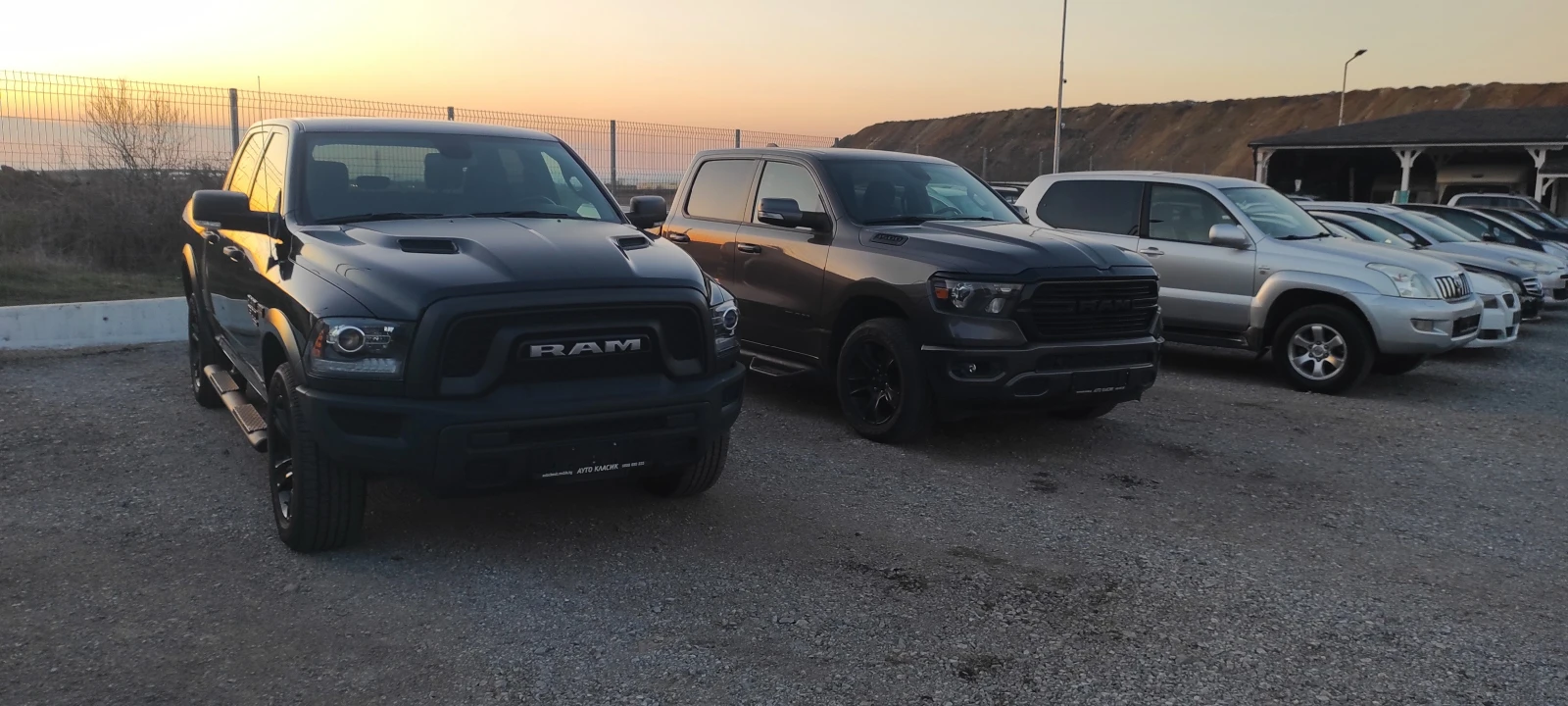 Dodge RAM 1500 5.7 HEMI: CREW-CAB: 13, 000km. ЧИСТО, ЧИСТО-НОВ!!!, снимка 17 - Автомобили и джипове - 53816828