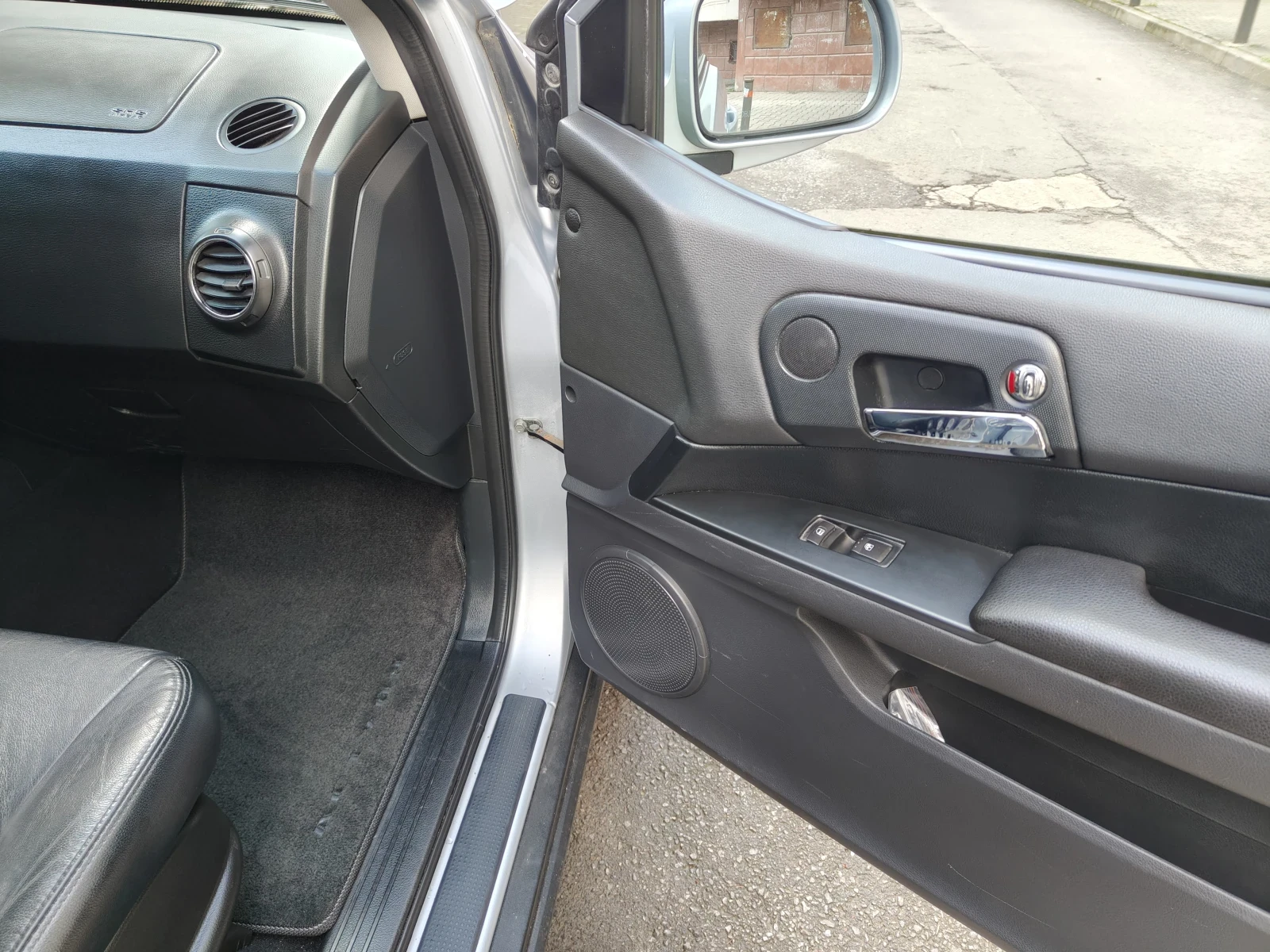 SsangYong Actyon, снимка 11 - Автомобили и джипове - 54196158