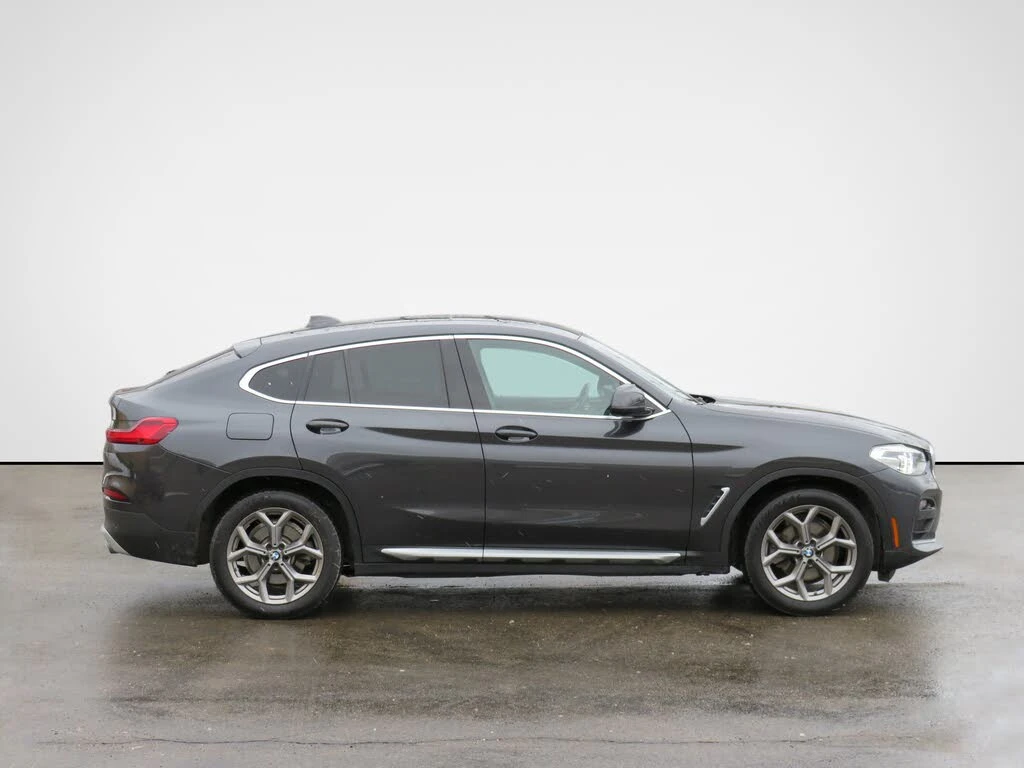 BMW X4 X-Drive* Distronic* Обдухване* 360* Хедъп, снимка 3 - Автомобили и джипове - 54454824