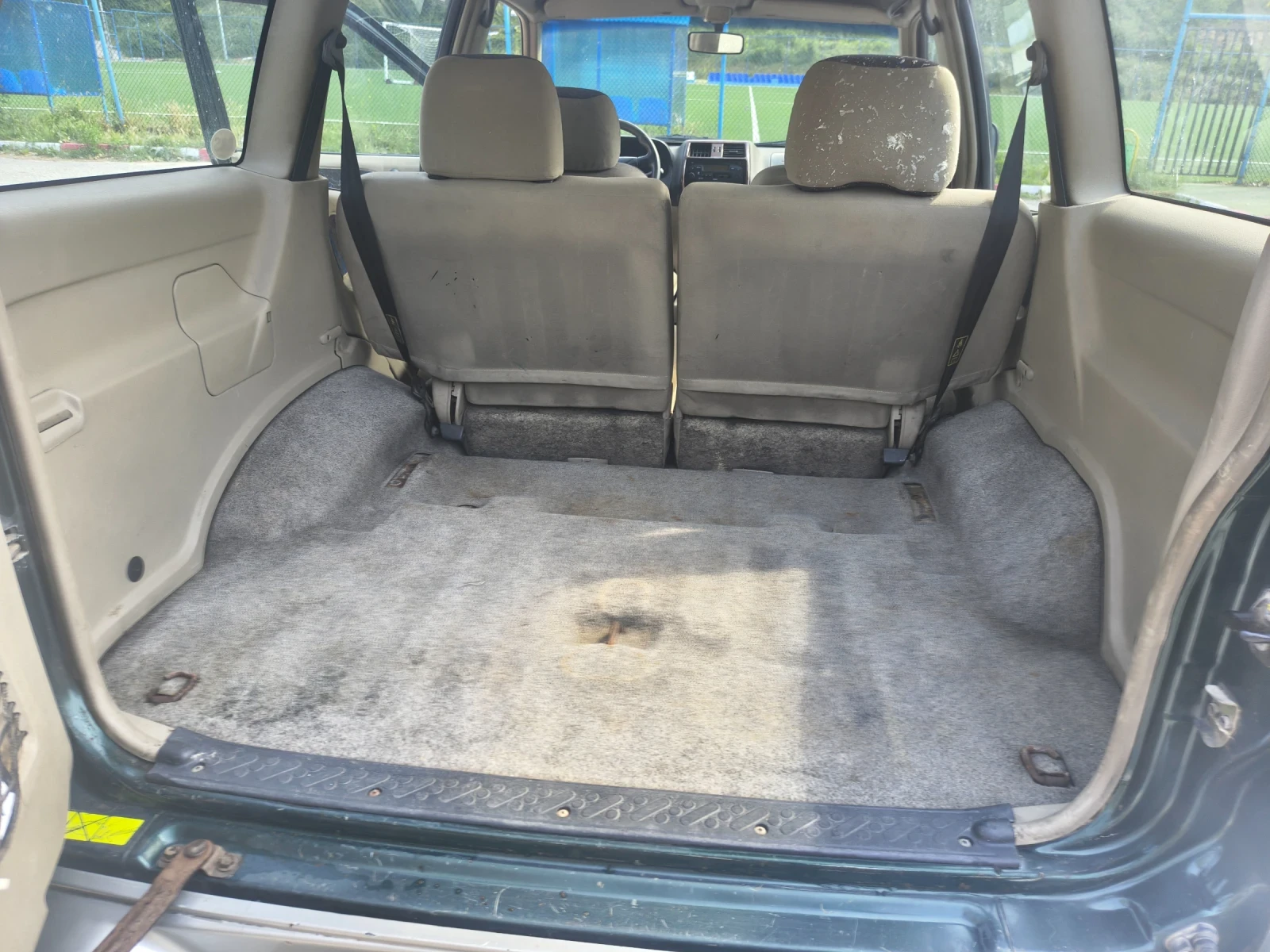 Nissan Terrano 2.7 125 клима, снимка 10 - Автомобили и джипове - 54967633
