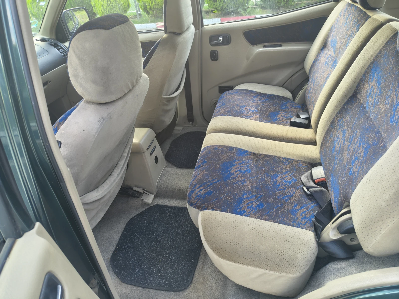 Nissan Terrano 2.7 125 клима, снимка 8 - Автомобили и джипове - 54967633