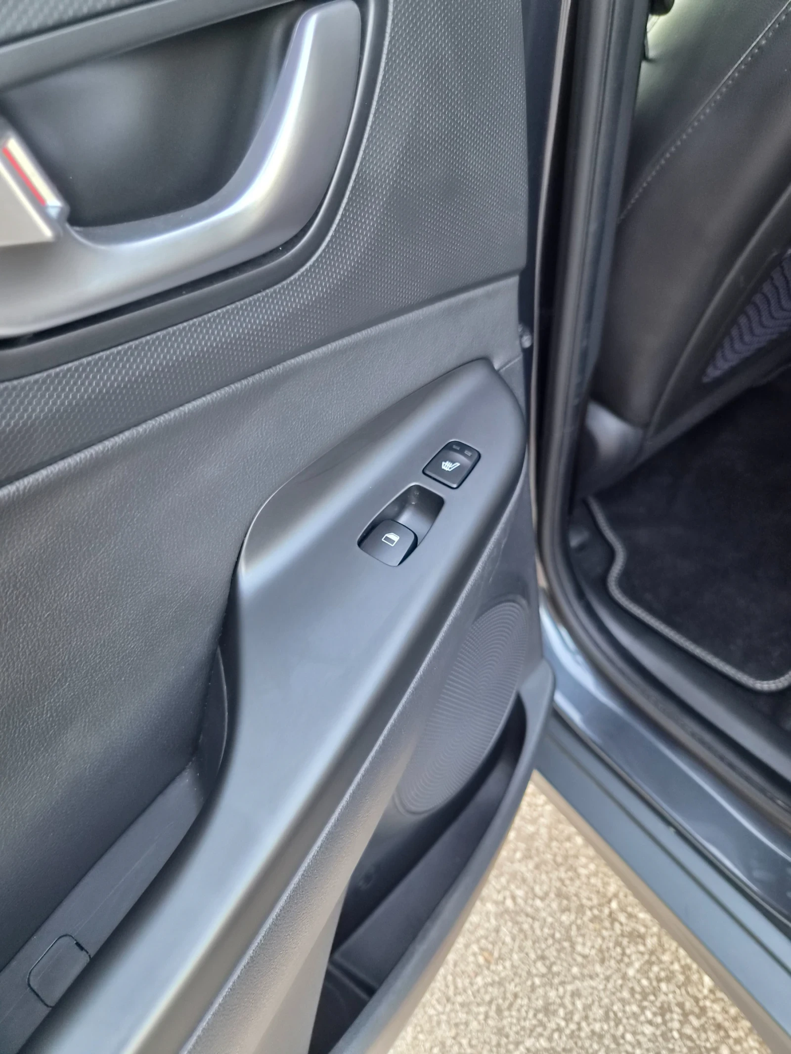 Hyundai Kona Premium/64kwh/22г/Гаранция , снимка 9 - Автомобили и джипове - 55513725