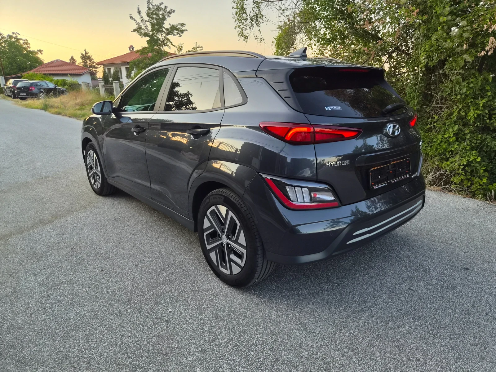 Hyundai Kona Premium/64kwh/22г/Гаранция , снимка 5 - Автомобили и джипове - 55513725