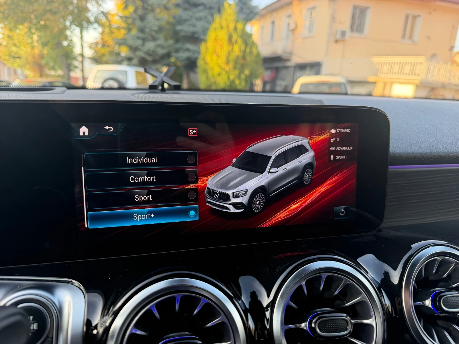 Mercedes-Benz GLB35AMG, снимка 9 - Автомобили и джипове - 56583891