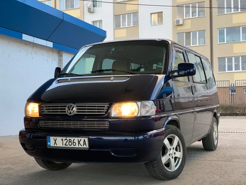 VW Caravelle, снимка 3 - Бусове и автобуси - 47582915