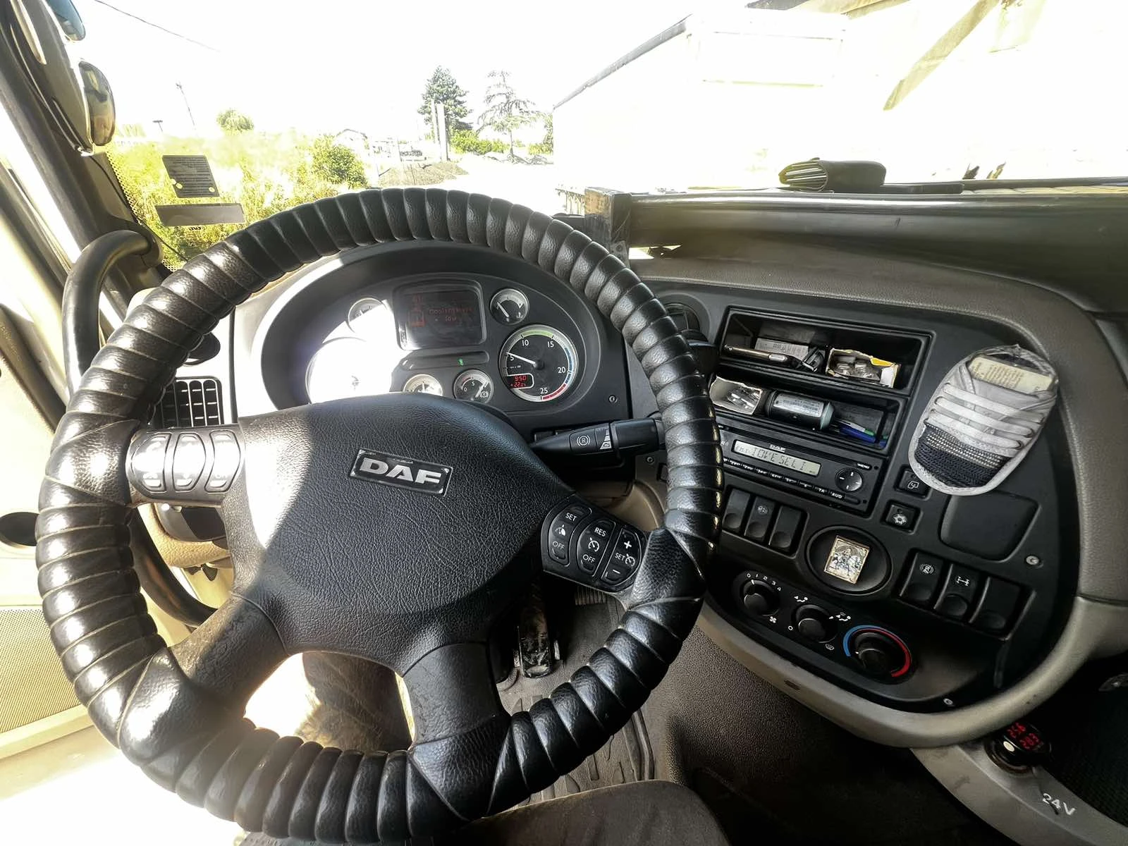 Daf XF 105  - изображение 6