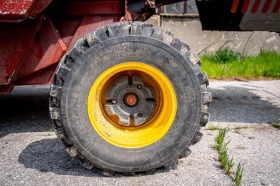 Комбайн New Holland Laverda 627, снимка 8