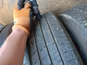 Гуми Летни 225/65R17, снимка 4