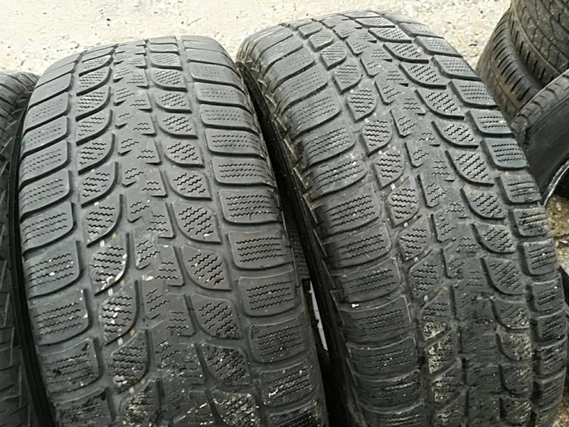 Гуми Зимни 255/70R16, снимка 3 - Гуми и джанти - 23812376