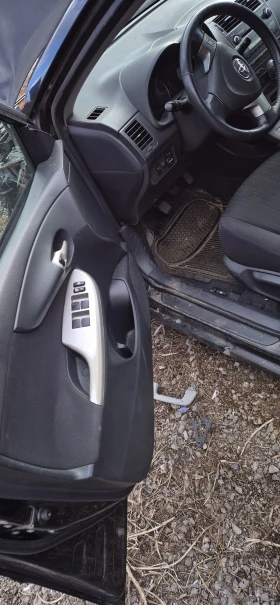 Toyota Corolla 2.0 D4D, снимка 9