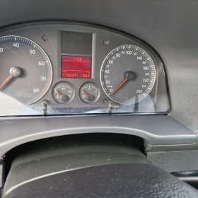 VW Caddy 1.6i - 7999 лв. - 86178340 9