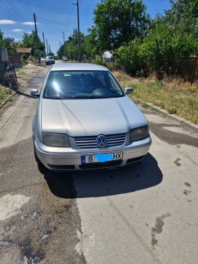     VW Bora