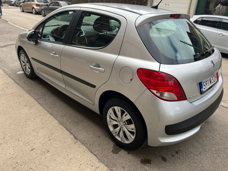 Peugeot 207, снимка 5 - Автомобили и джипове - 48174324