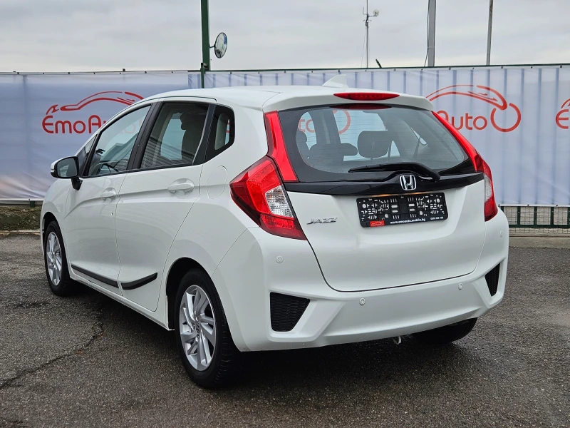 Honda Jazz 1.3I-16V/GPL/102kc/LED/NAVI/БЛУТУТ/EURO 6B/ТОП, снимка 5 - Автомобили и джипове - 48210587