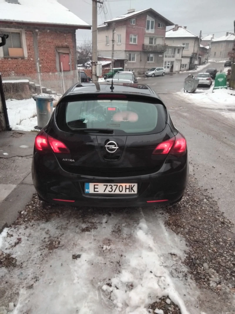 Opel Astra J, снимка 14 - Автомобили и джипове - 49090692