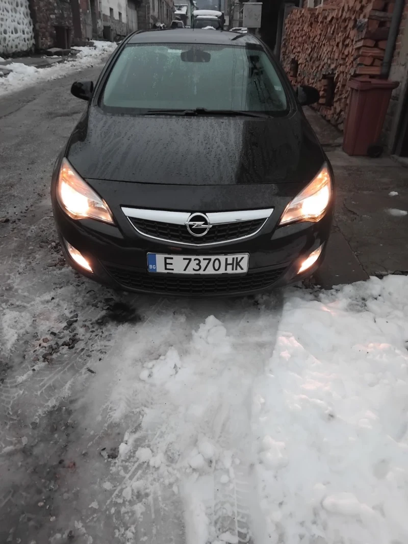 Opel Astra J, снимка 12 - Автомобили и джипове - 49090692