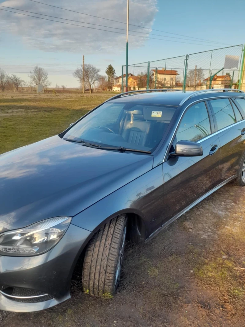 Mercedes-Benz E 220, снимка 6 - Автомобили и джипове - 48884543