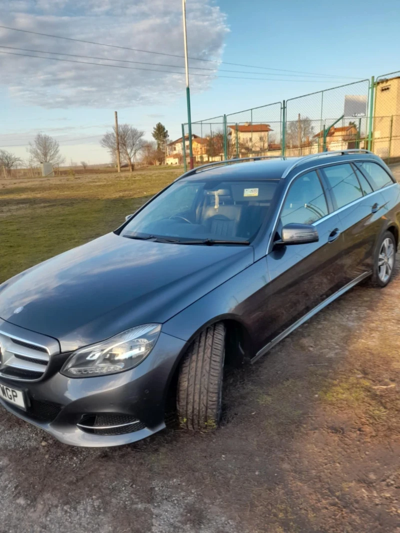 Mercedes-Benz E 220, снимка 2 - Автомобили и джипове - 48884543