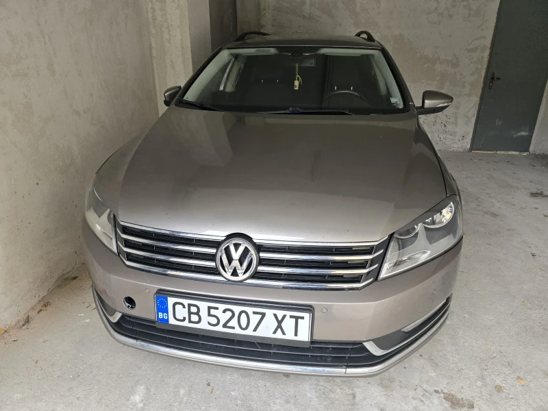 VW Passat, снимка 12 - Автомобили и джипове - 49134029