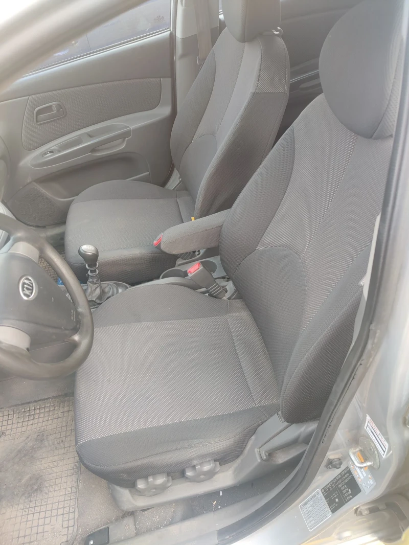 Kia Rio 1.4 97hp, снимка 3 - Автомобили и джипове - 49519056
